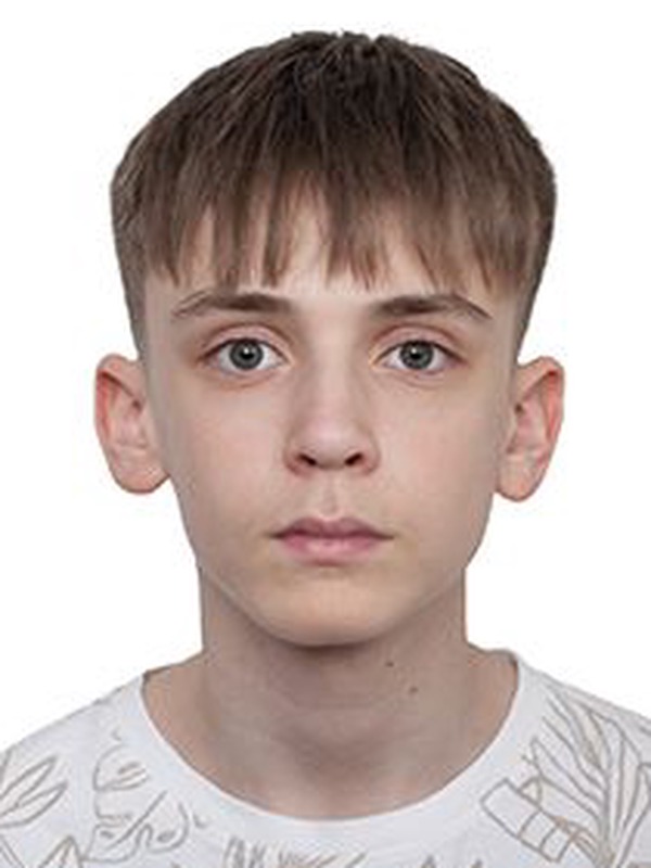 Larionov, Tikhon