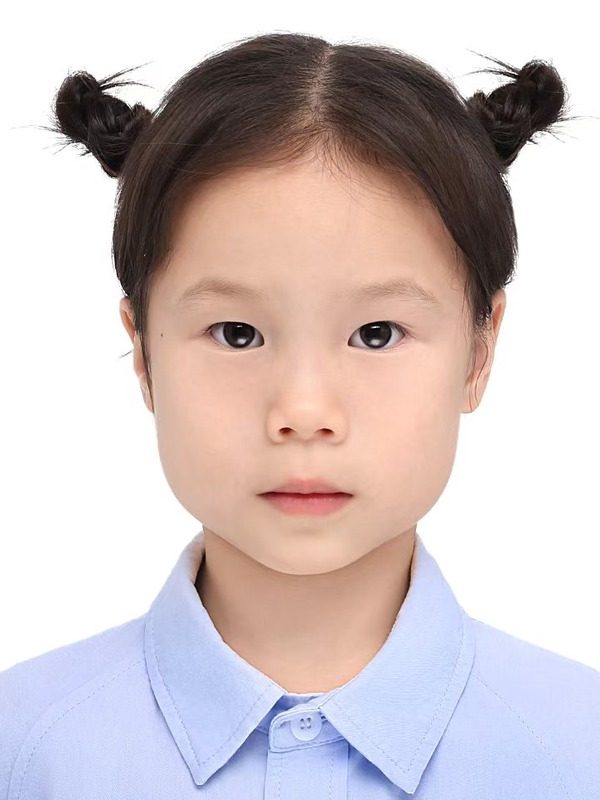 Huang, Yujia